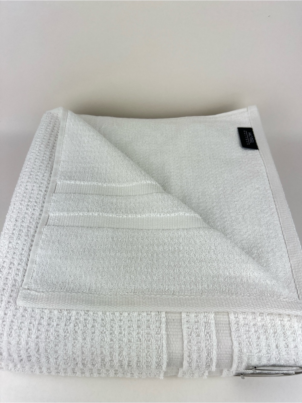 Hotel Balfour Bath Towels White Waffle Made in Turkey Soft Cotton 2 Pc Set NEW - Picture 7 of 8